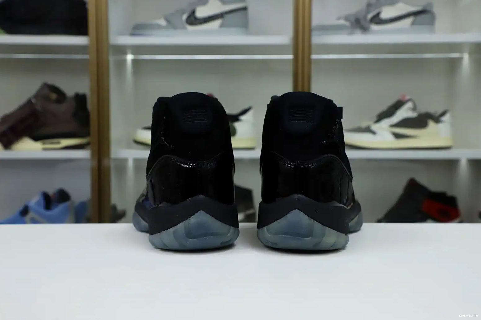 'CAP 11 AND JORDAN AIR GOWN' Kimikick RETRO 0525